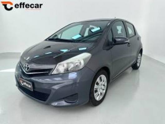 usato TOYOTA Yaris
