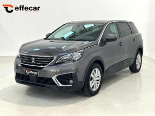 usato PEUGEOT 5008