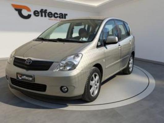 usato TOYOTA Corolla Verso