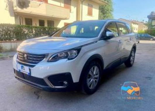 usato PEUGEOT 5008