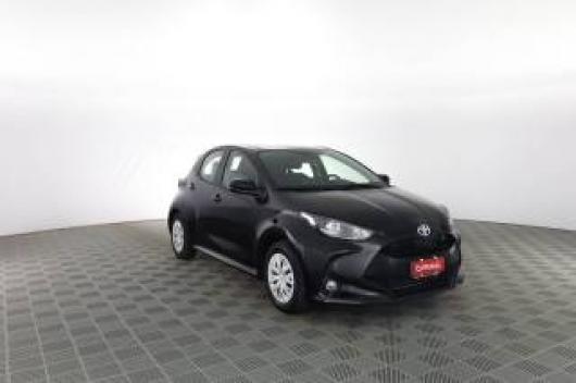 usato TOYOTA Yaris