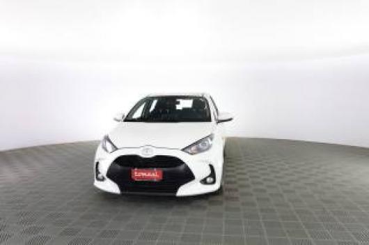 usato TOYOTA Yaris