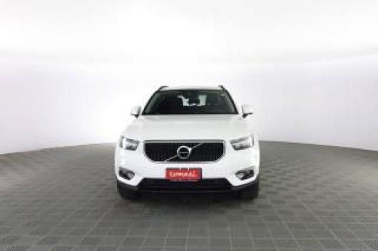 usato VOLVO XC40