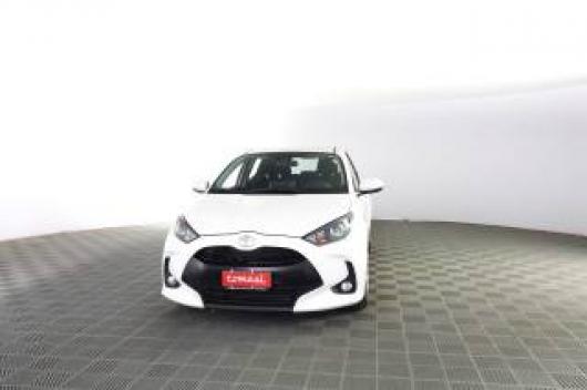 usato TOYOTA Yaris