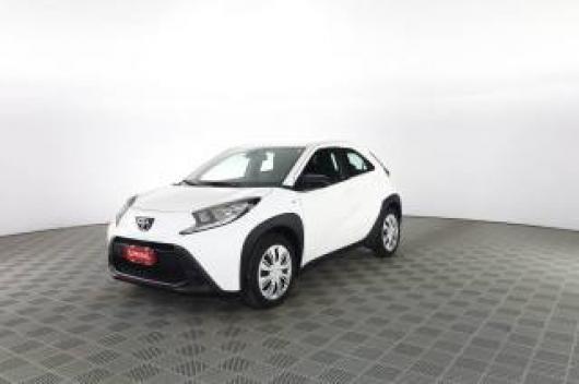 usato TOYOTA Aygo X
