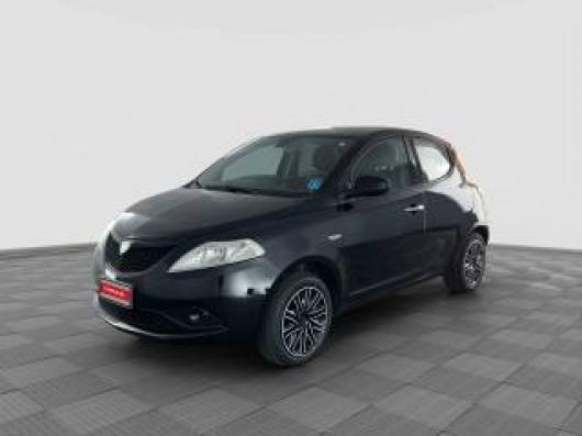 usato LANCIA Ypsilon