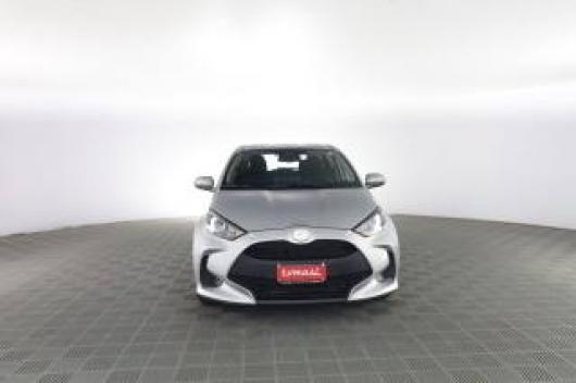 usato TOYOTA Yaris