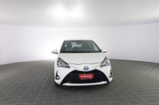 usato TOYOTA Yaris