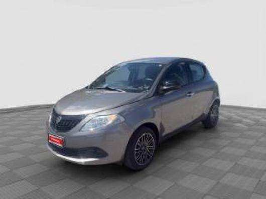 usato LANCIA Ypsilon