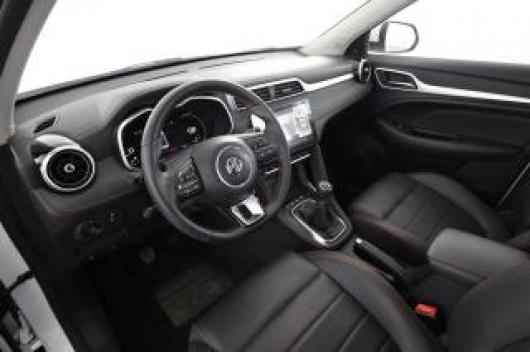usato MG ZS