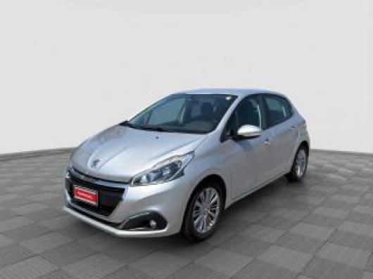 usato PEUGEOT 208