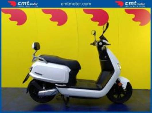 usato OTHERS ANDERE AltroS ANDERE