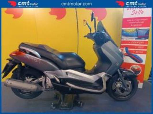 usato YAMAHA X Max 250