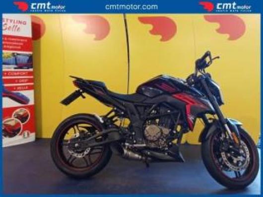 usato VOGE Brivido 300