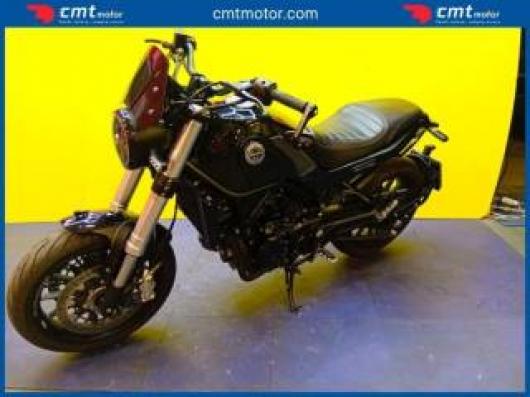 usato BENELLI Leoncino 800