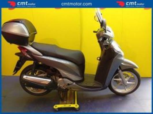 usato HONDA SH 300 i
