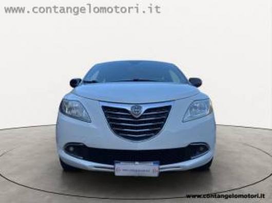 usato LANCIA Ypsilon