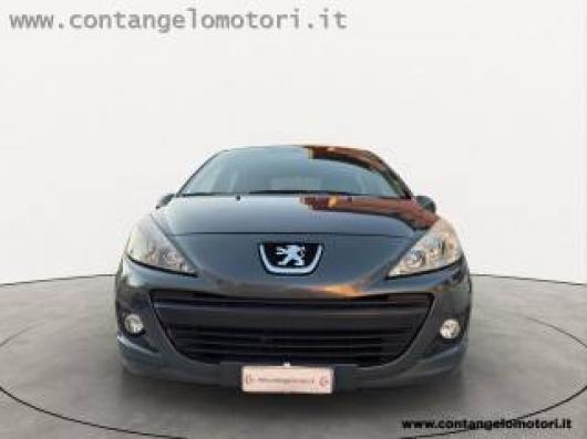 usato PEUGEOT 207