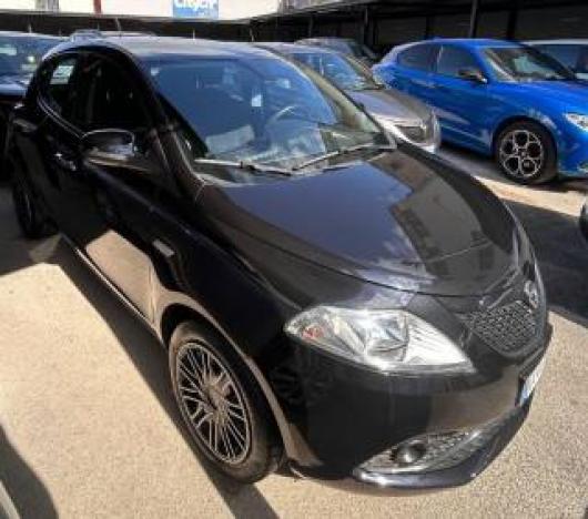 usato LANCIA Ypsilon