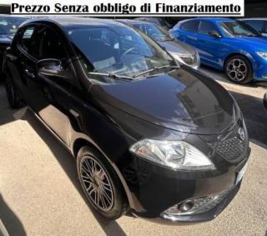 usato LANCIA Ypsilon