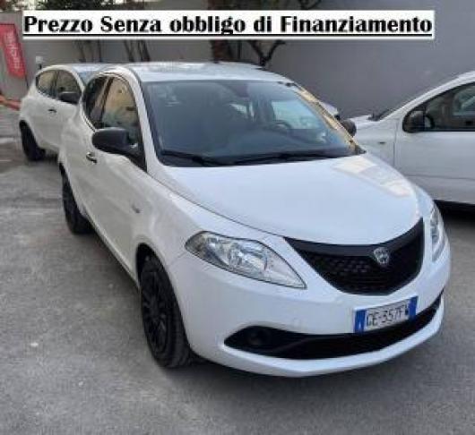 usato LANCIA Ypsilon