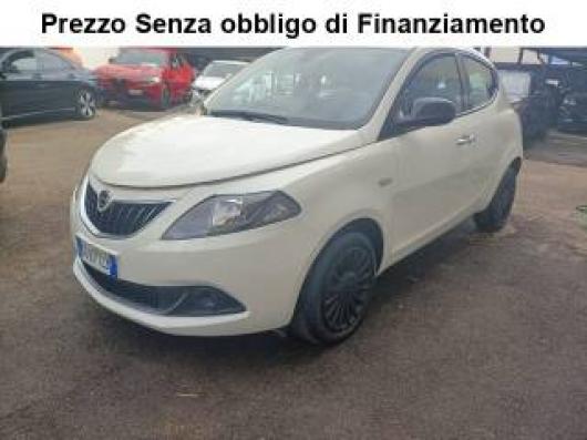 usato LANCIA Ypsilon