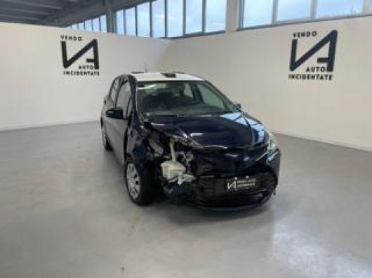 usato TOYOTA Yaris