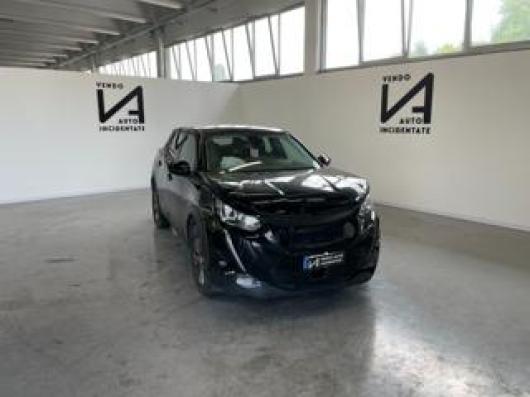 usato PEUGEOT 2008