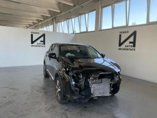 usato PEUGEOT 3008