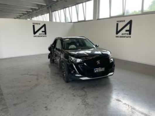 usato PEUGEOT 2008