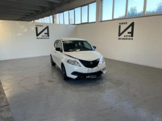 usato LANCIA Ypsilon