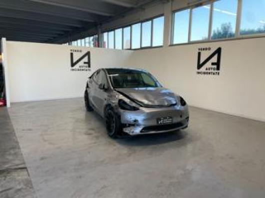 usato TESLA Model Y