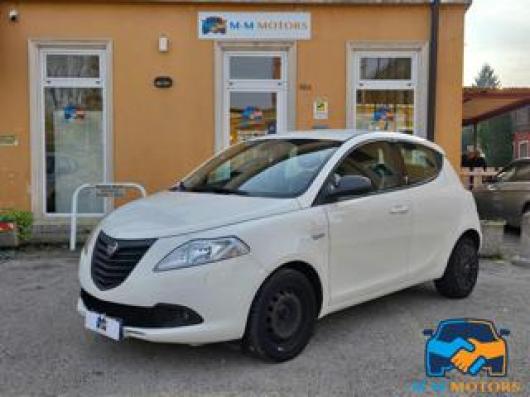 usato LANCIA Ypsilon