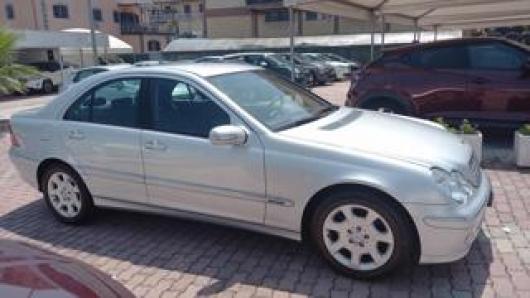 usato MERCEDES C 220