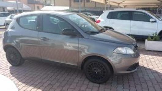 usato LANCIA Ypsilon
