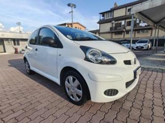 usato TOYOTA Aygo