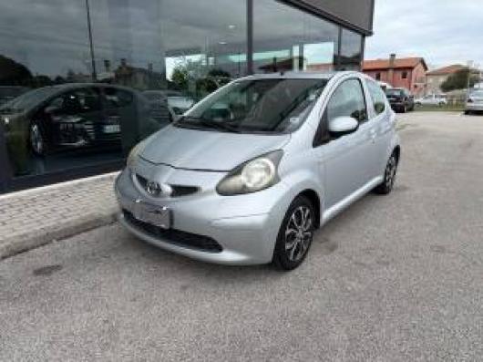 usato TOYOTA Aygo