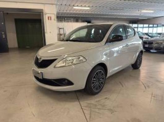 usato LANCIA Ypsilon