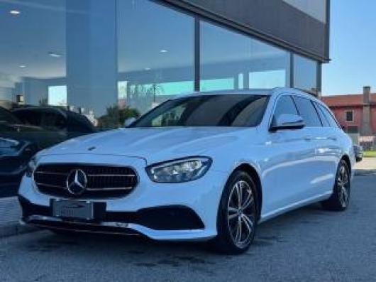 E 220
