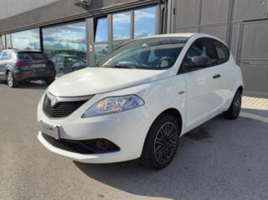 usato LANCIA Ypsilon