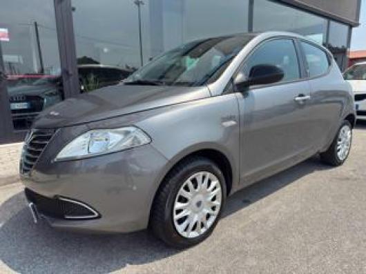 usato LANCIA Ypsilon