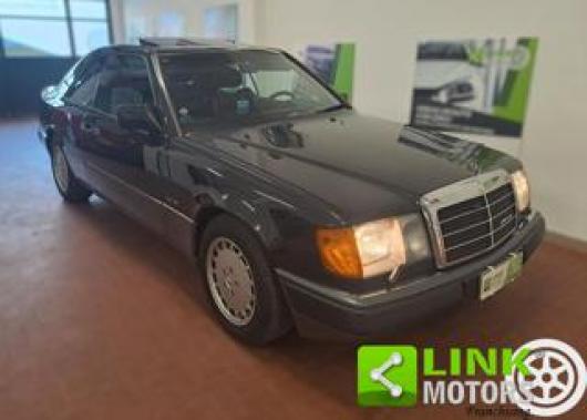 usato MERCEDES 300