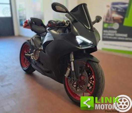 Panigale V2