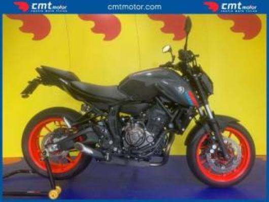 usato YAMAHA MT 07