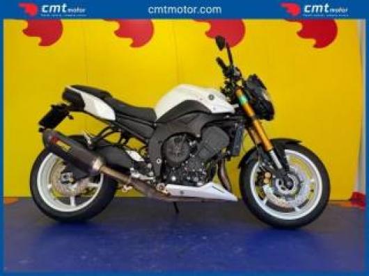 usato YAMAHA FZ8