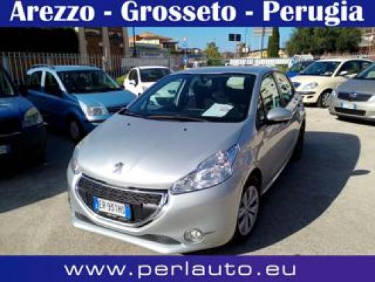 usato PEUGEOT 208