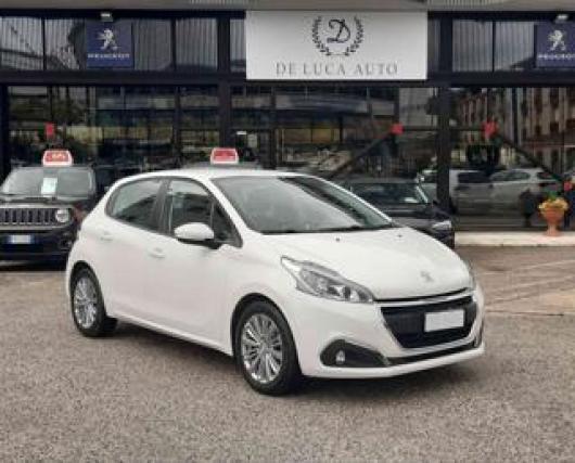 usato PEUGEOT 208