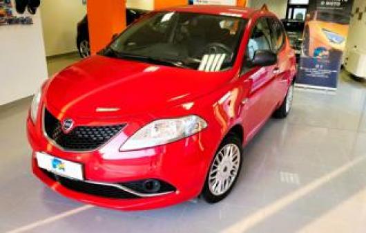 usato LANCIA Ypsilon