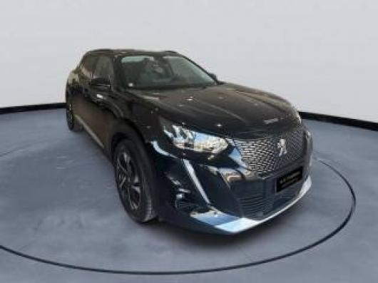 usato PEUGEOT 2008