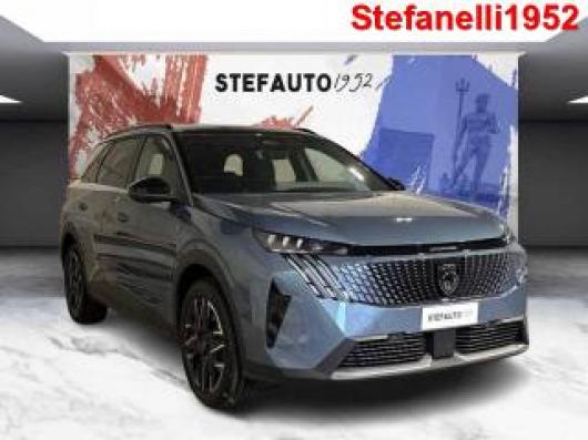 nuovo PEUGEOT 5008